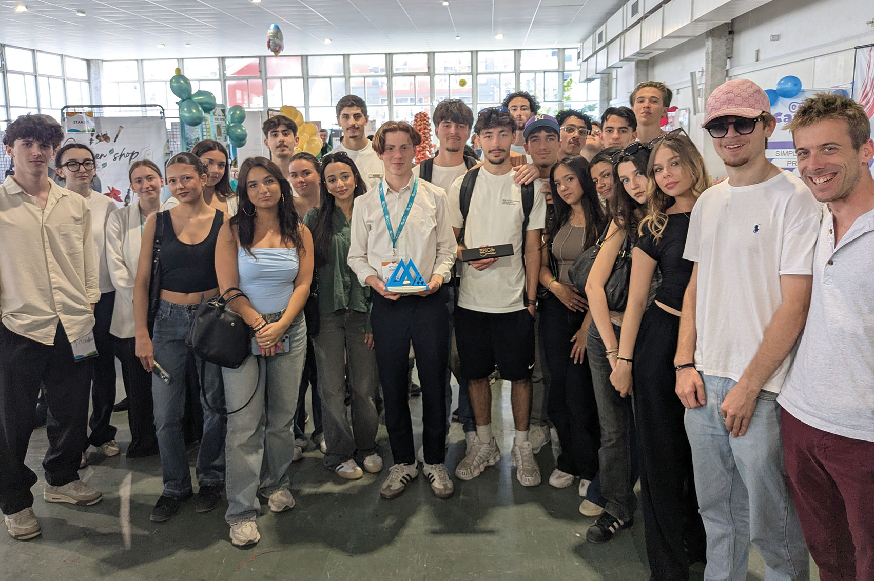 bltstmg-mini-entreprise-05-25-04